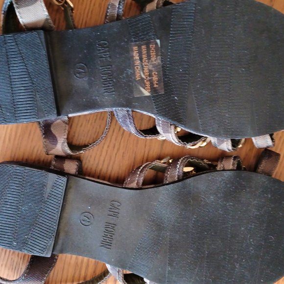 CAPE ROBBIN NWOT camo sandals Size 7.5 - Picture 3 of 5